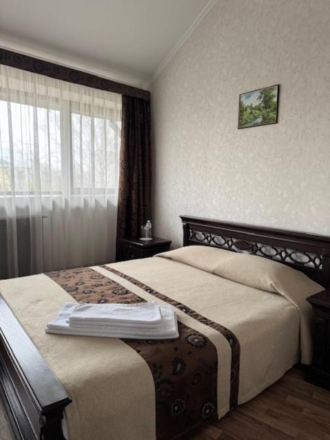 Charivna Taistra Bed & Breakfast Brovary Ngoại thất bức ảnh