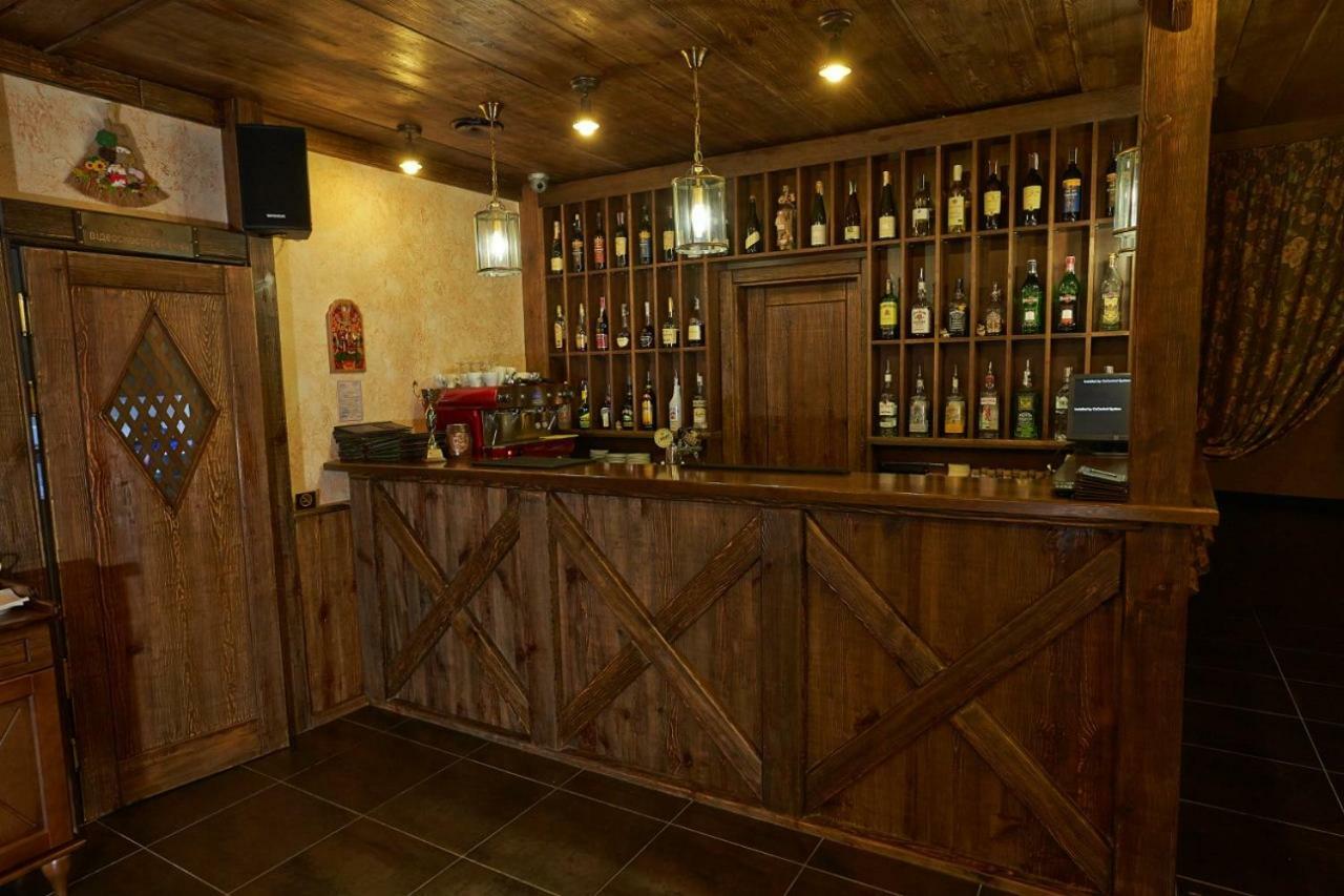 Charivna Taistra Bed & Breakfast Brovary Ngoại thất bức ảnh